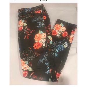 Women floral skinny jeans size 5